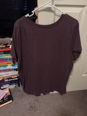 Old Navy Dark Plum Crewneck Short-Sleeve Tee